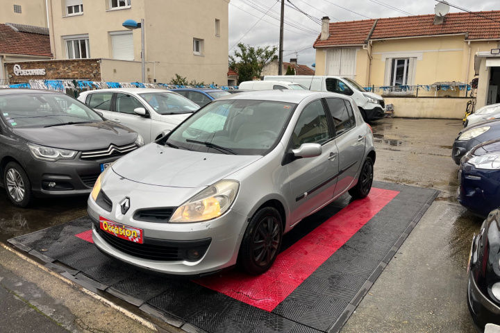 RENAULT CLIO III