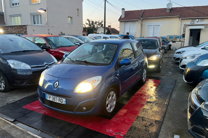 RENAULT TWINGO II