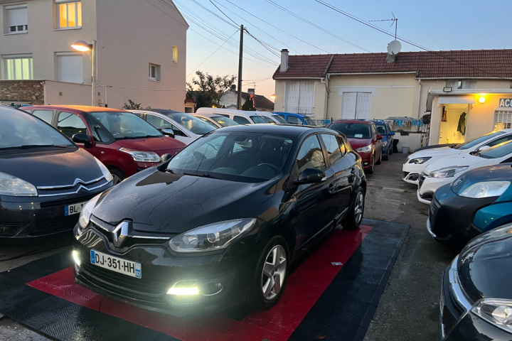 RENAULT MEGANE III BERLINE